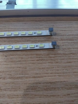 REGLETAS LED DE TV LG 32LV3550, NUEVAS.