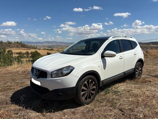 Nissan Qashqai+2 2010 J10 Tekna Premium