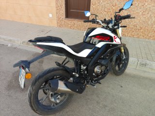 Qj motor SRK 125 S Naked