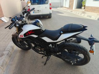Qj motor SRK 125 S Naked