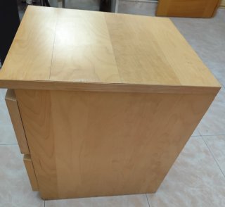 Mesita de noche madera roble