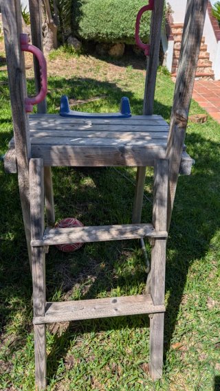 Conjunto columpio madera jardín