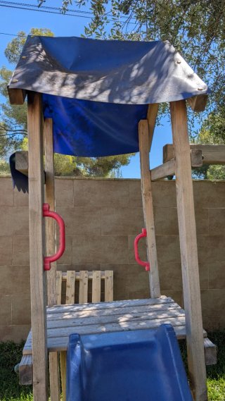 Conjunto columpio madera jardín