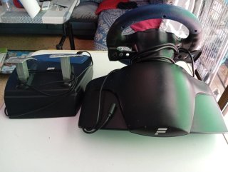 Volante y pedales Fanatec Speedster 3 PS2/PS3