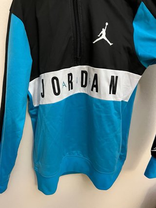 Chandal  Jordan Negro y Azul Poco usado