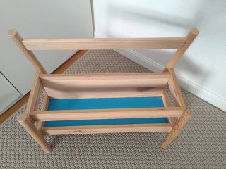 Estantería de madera para cuentos FLISAT