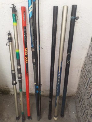 Cañas de pesca variadas  10€  la unidad