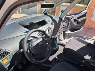 Citroen Grand C4 Picasso 2012