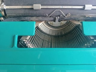 Máquina de escribir Olivetti Studio 45