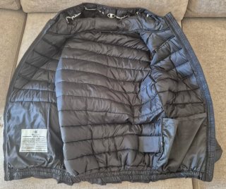Anorak negro con capucha Champion