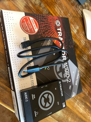 Native Instruments Traktor Audio 2