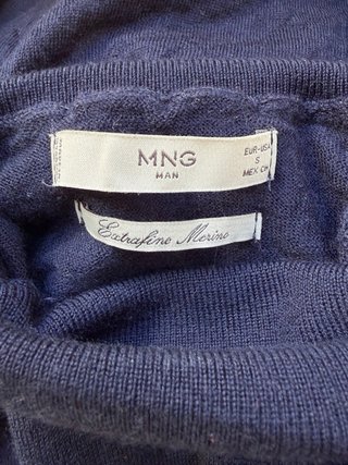 Jersey Mango cuello tortuga azul marino