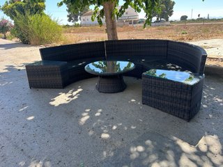 Conjunto de terraza ratán y cristal