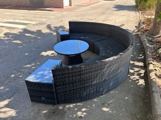 Conjunto de terraza ratán y cristal