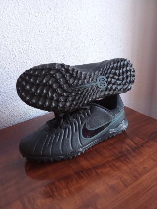 Zapatillas Nike Fútbol Talla 37.5 Negras