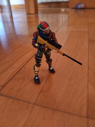 Figura Fortnite con Accesorios
