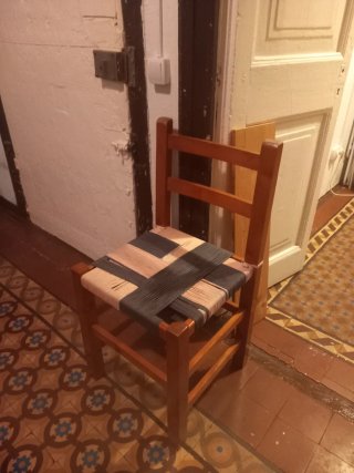 Sillas madera para reparar + cubierta mesa 70x70