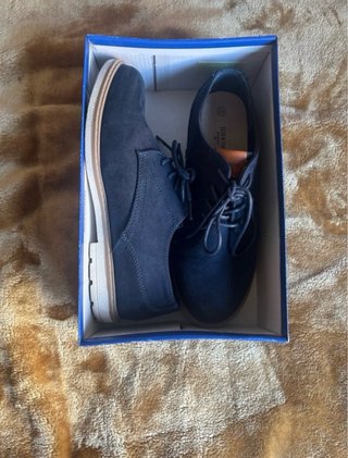 Se vende traje para comunion en Zaragoza.