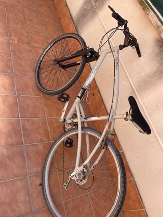 Bicicleta Decathlon Grigia