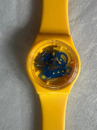 Reloj Swatch Amarillo
