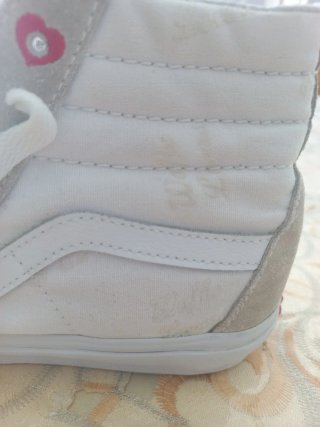 Vans Sk8-Hi Beige y Blancas con patron de waffle
