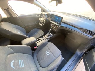 Ford Focus 2025 automatico hibrido ECO techo