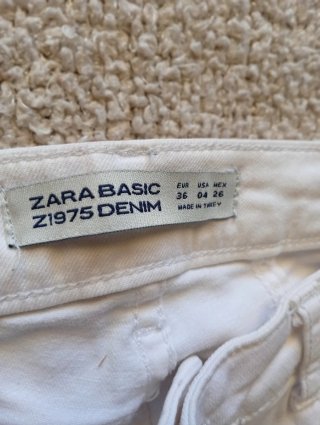 Zara Jeans Pitillo Rotura T.36