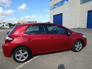 Toyota Auris 2010