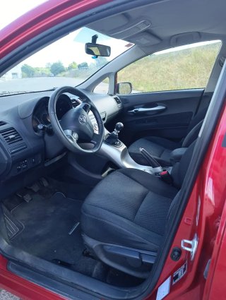 Toyota Auris 2010
