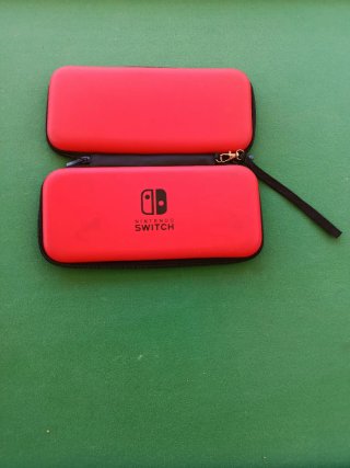 Funda Nintendo Switch Roja