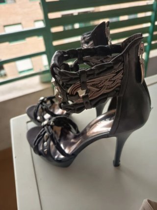 Sandalias Guess Negras Talla 37