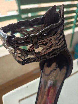 Sandalias Guess Negras Talla 37