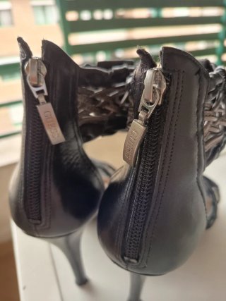 Sandalias Guess Negras Talla 37