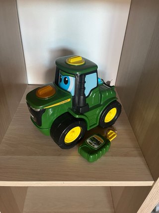 Johnny Tractor John Deere