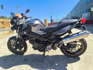 BMW F800R Naked Negra/Plata