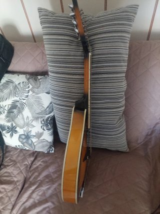 Mandolino Amoom come nuovo con custodia