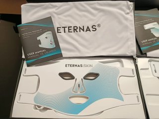 Rebajado Mascarilla LED Eternas sin estrenar