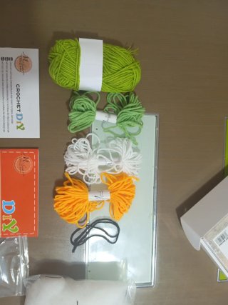 Kit Amigurumi Melissa Dinosaurio