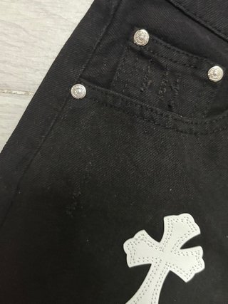 Bermuda Jeans Neri con Croci CH