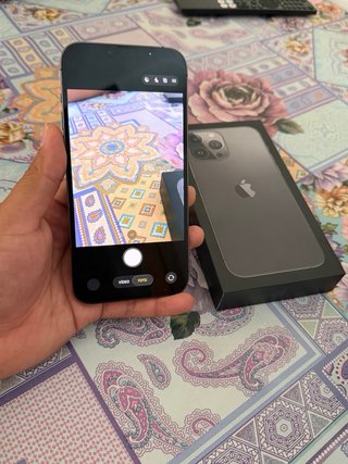 iPhone 13 Pro Max Gris de 128gb  En buen estado