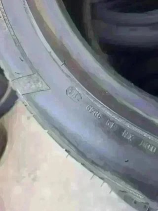 255 50 R18 102Y Pirelli - 2 neumáticos sin uso