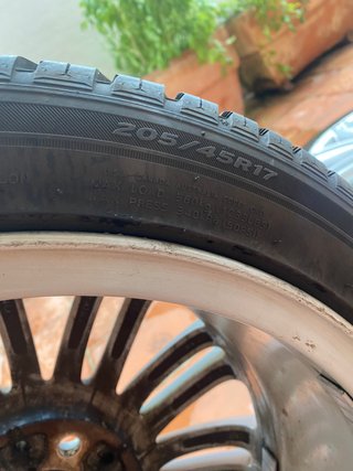 Llantas MINI 17"+4 neumático Hankook 205/R17 4-6mm