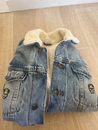 Chaqueta vaquera con forro sherpa TALLA 10 unisex