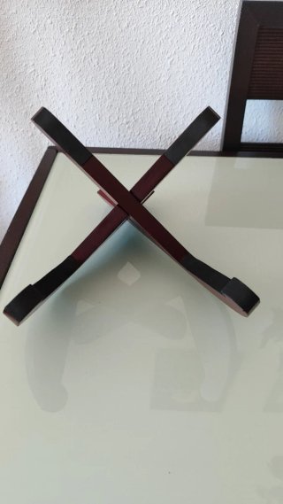 Soporte de madera para ukelele