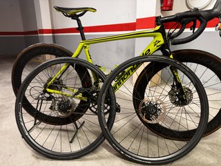 Cannondale Synapse HI-MOD con llantas AEOLUS XXX 6