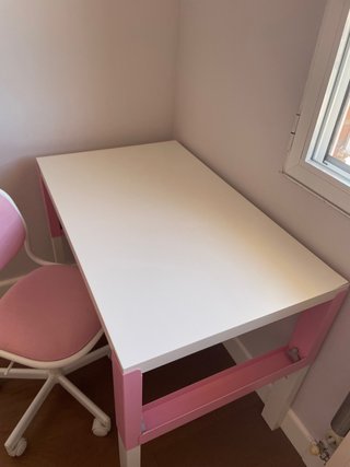 Escritorio Silla Orfjall y Mesa Pahl