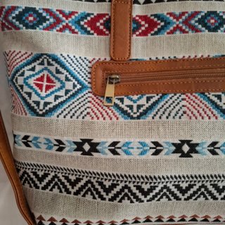 Bolso grande étnico