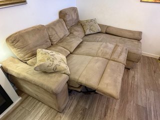 Sofá Chaise Longue Motorizado y Almacenamiento