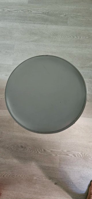 Taburete alto metal 80cm excelente estado