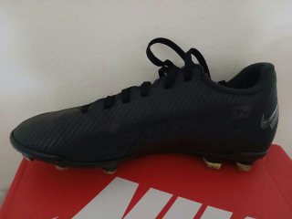 Botas de fútbo de niño Nike Mercurial Talla 33